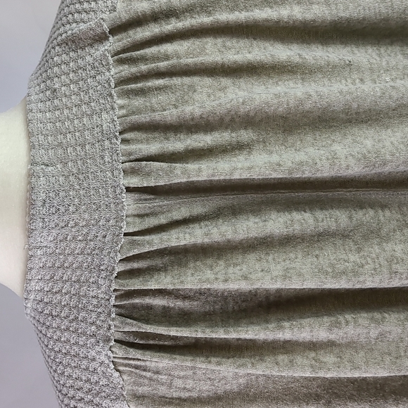 Gimmicks by BKE Blouse - Picture 7 of 16